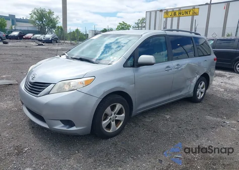 2013 Toyota Sienna Le V6 8 Passenger из США, поврежденный, VIN 5TDKK3DC3DS402574